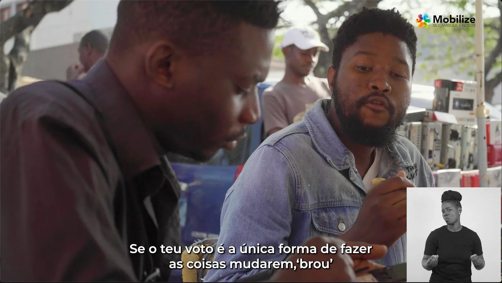 Filmagem em comunidades: guia de terreno